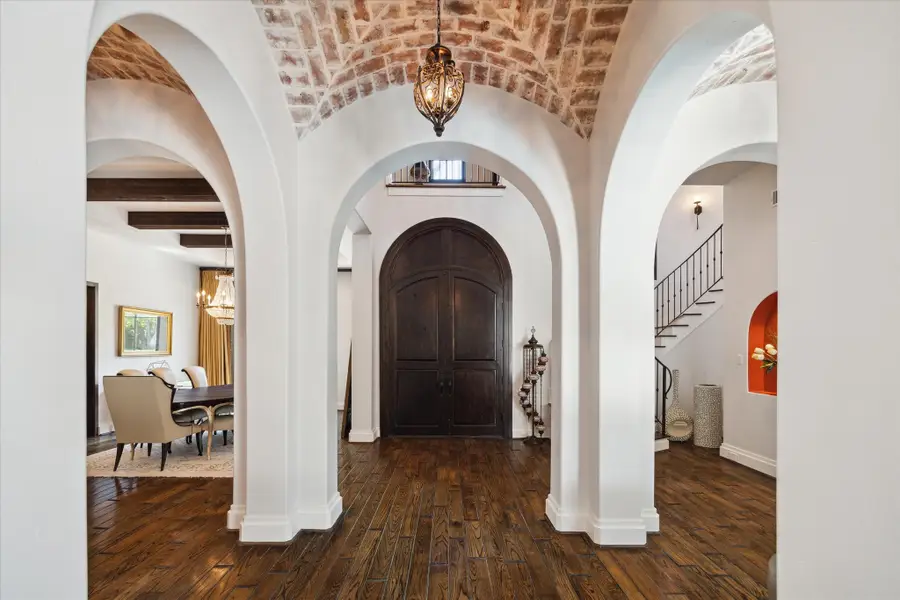 5556 Lynbrook Drive, Houston, TX 77056 - #3