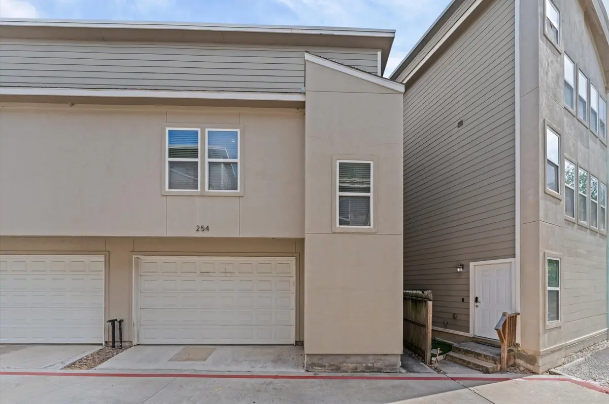 254 N Lenox Street, Houston, TX 77011 - #1