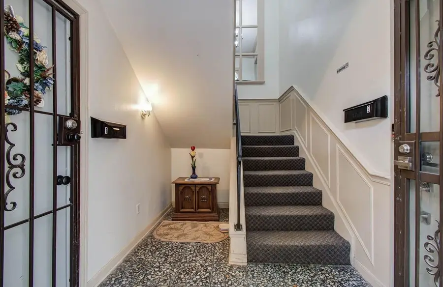 5208 Arboles Drive #C4, Houston, TX 77035 - #3