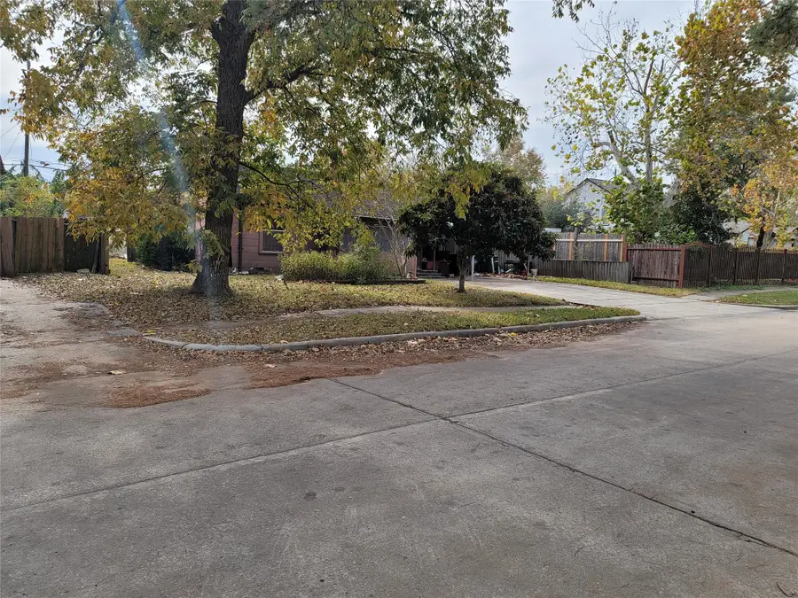 4608 Dewberry Street, Houston, TX 77021 - Image #2