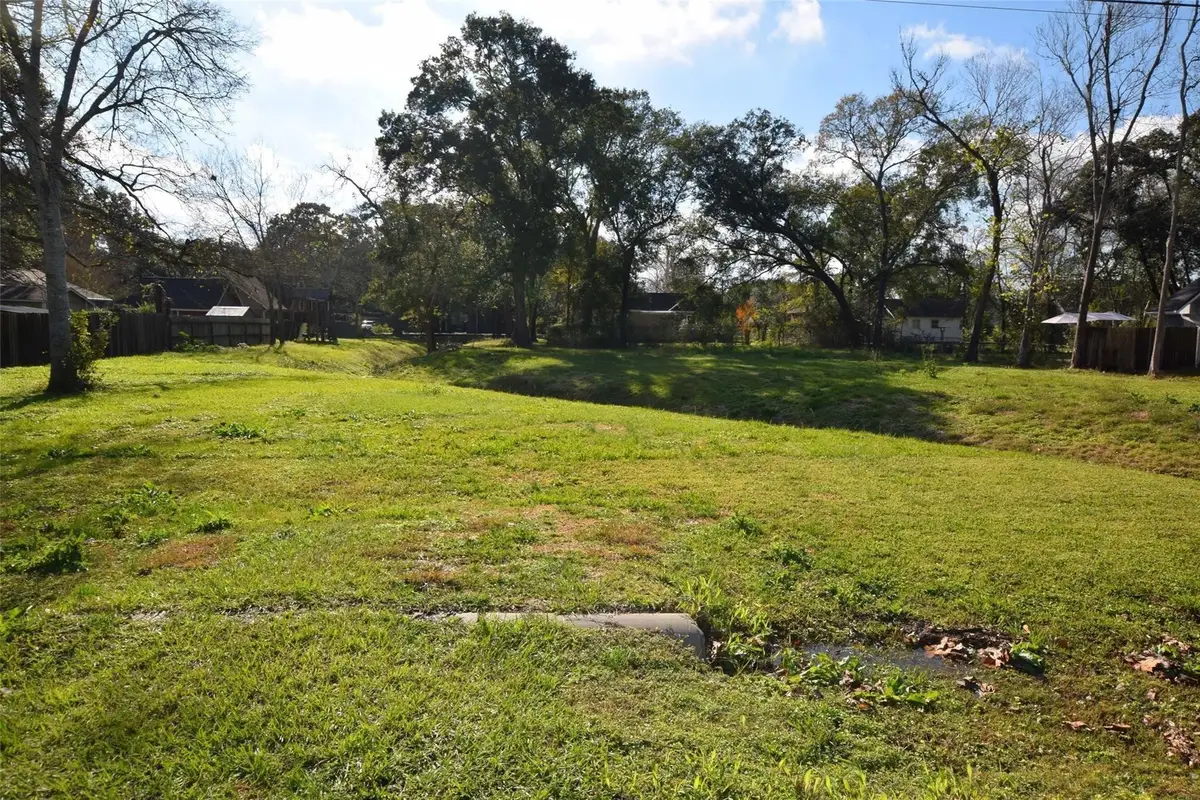 499 N Illinois Avenue, League City, TX 77573 - #1
