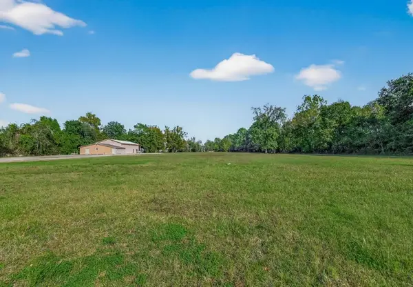 1416 Gears Road, Houston, TX 77067
