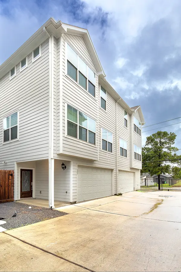 603 Link Road #G, Houston, TX 77009