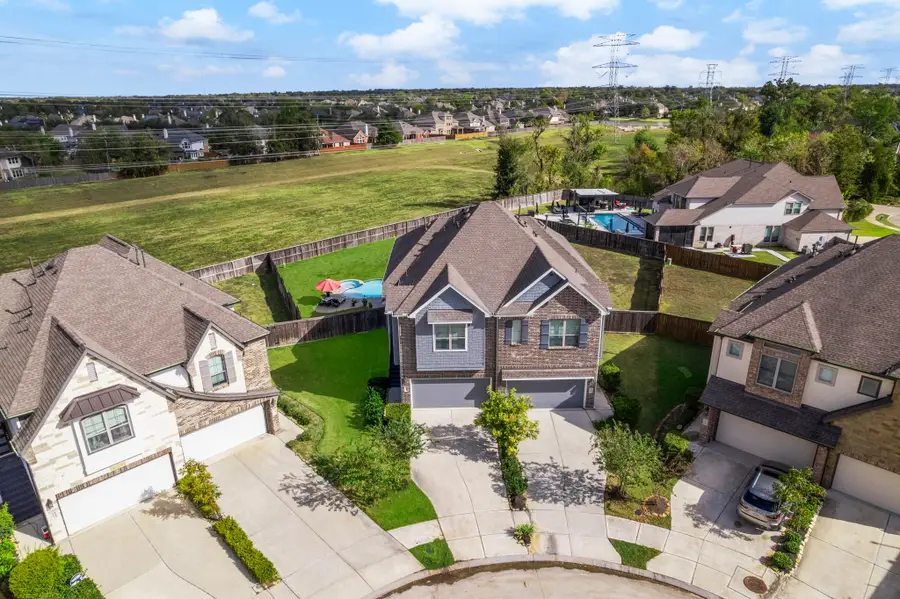 2546 Manor Valley Court, Missouri City, TX 77459 - Image #2