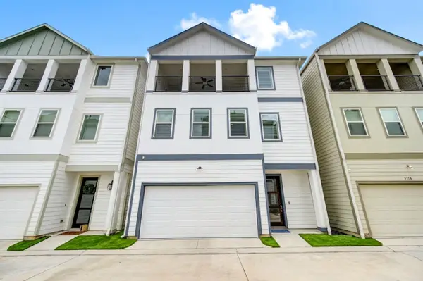 911 W 35th Street #D, Houston, TX 77018
