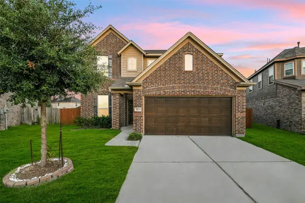 903 Willowick Bay Drive, Houston, TX 77090