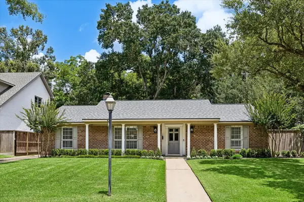 1907 Briarpark Drive, Houston, TX 77042