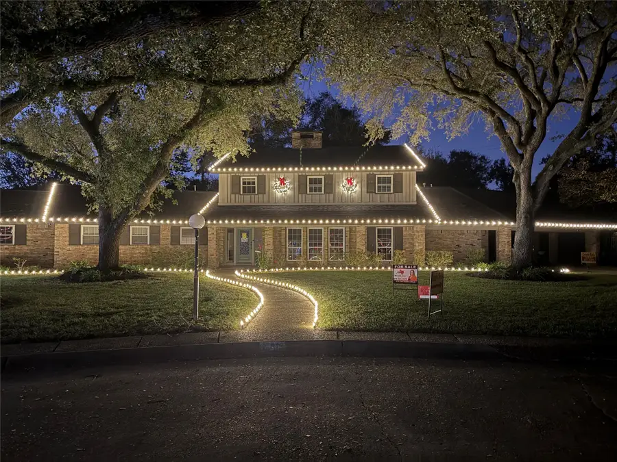 3 Pine Place, Angleton, TX 77515 - Image #2