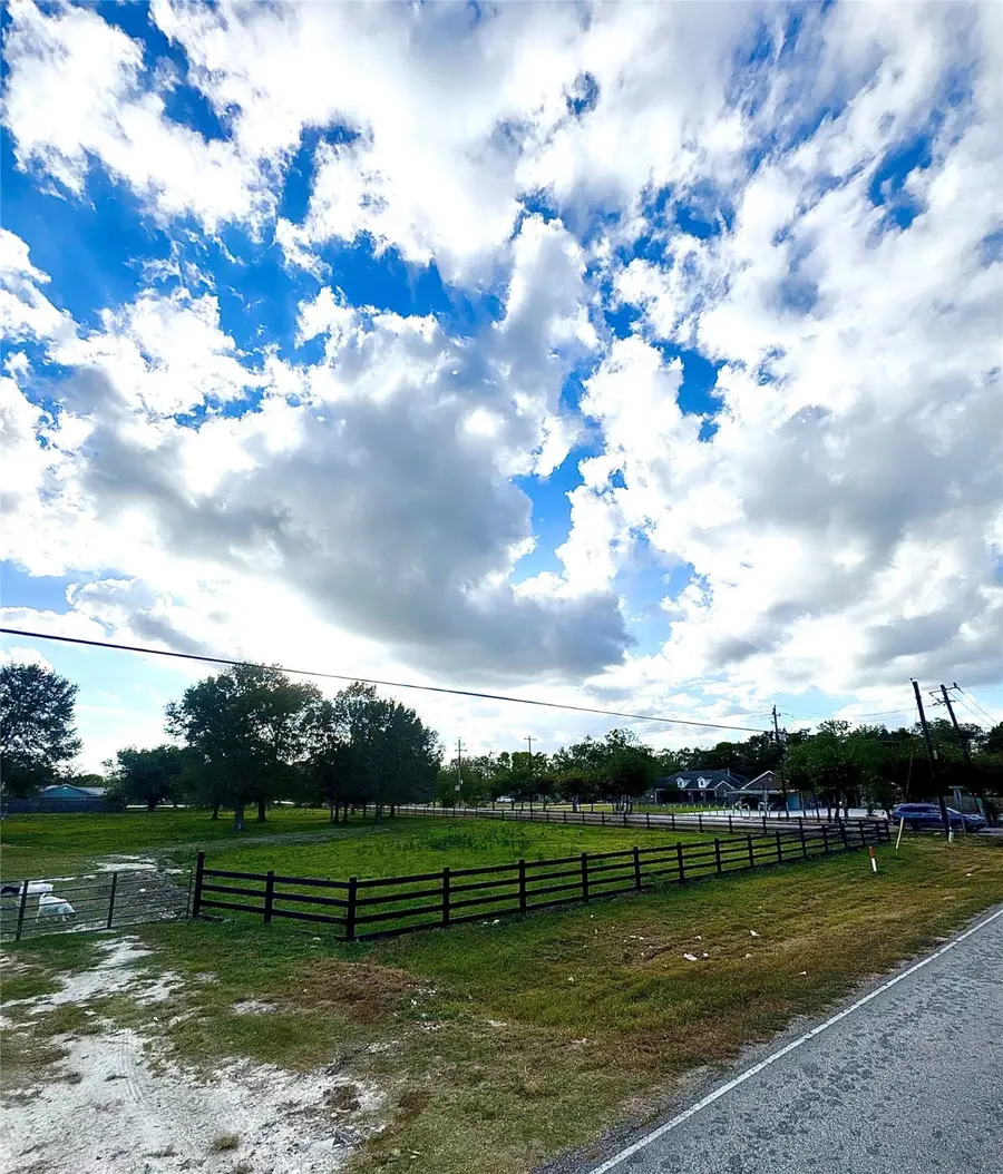 3293 County Road 181, Alvin, TX 77511 - Image #3
