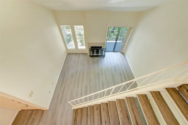 10811 Richmond Avenue #9, Houston, TX 77042