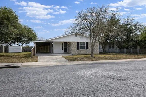 1101 Laredo Street, Sinton, TX 78387