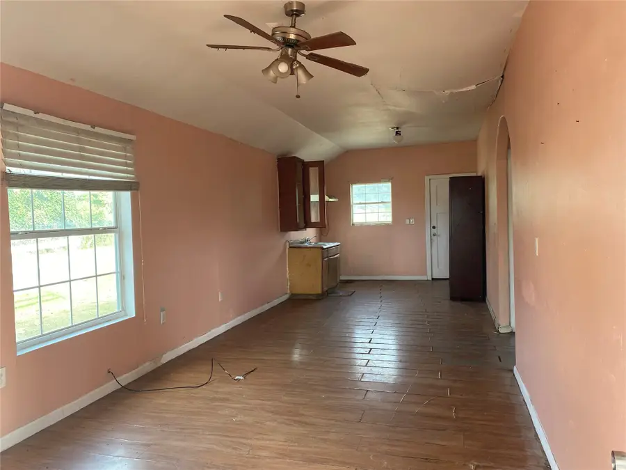 3425 King Street, Houston, TX 77026 - Image #2