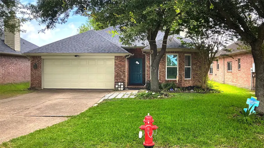 3727 Nichols Avenue, Dickinson, TX 77539 - #2