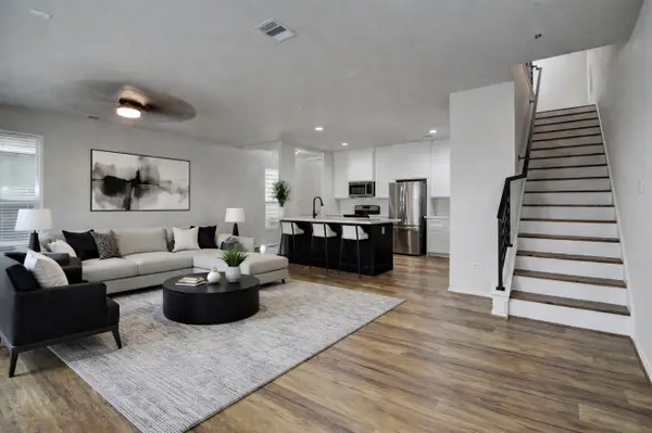 7042 Plum Creek Terrace Lane, Houston, TX 77087