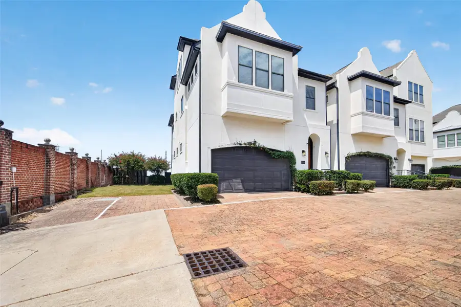 9948 Woodwind Lane N, Houston, TX 77025 - #2
