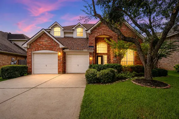 5807 Bayberry Way, Sugar Land, TX 77479
