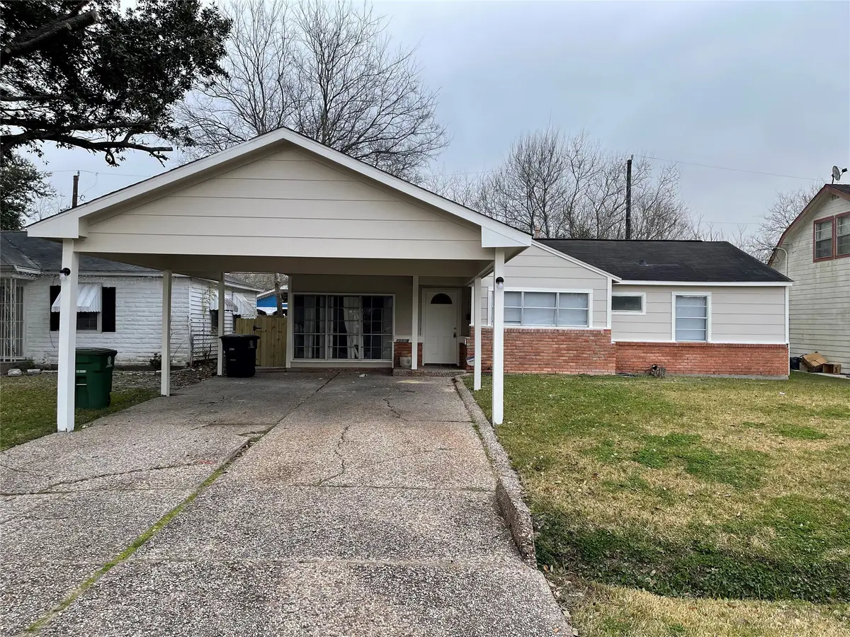 10205 Sierra Drive, Houston, TX 77051 - #1