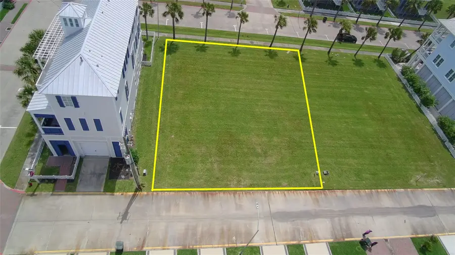 810 Ramsar Road, Galveston, TX 77550 - Image #3