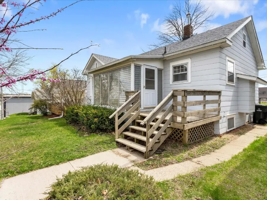 1613 I Avenue, Cedar Rapids, IA 52402 - Image #2