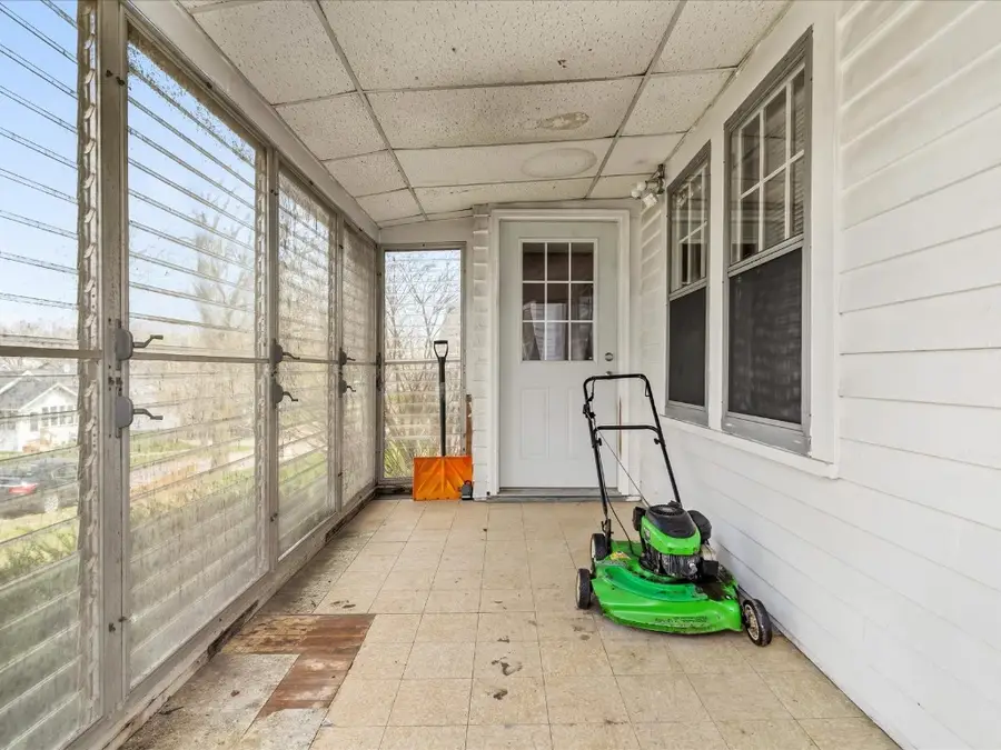 1613 I Avenue, Cedar Rapids, IA 52402 - Image #3