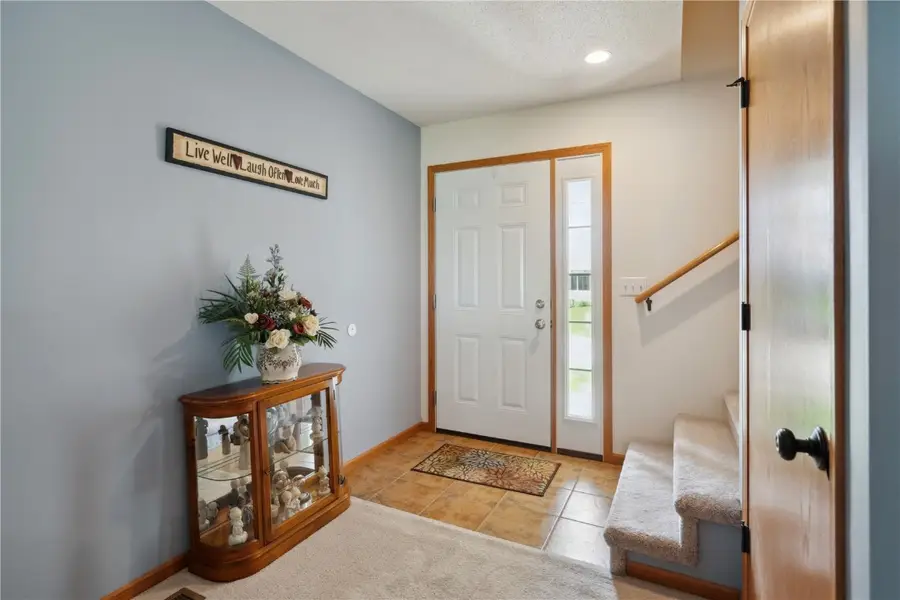 3555 Stoney Point Road, Cedar Rapids, IA 52404 - Image #3