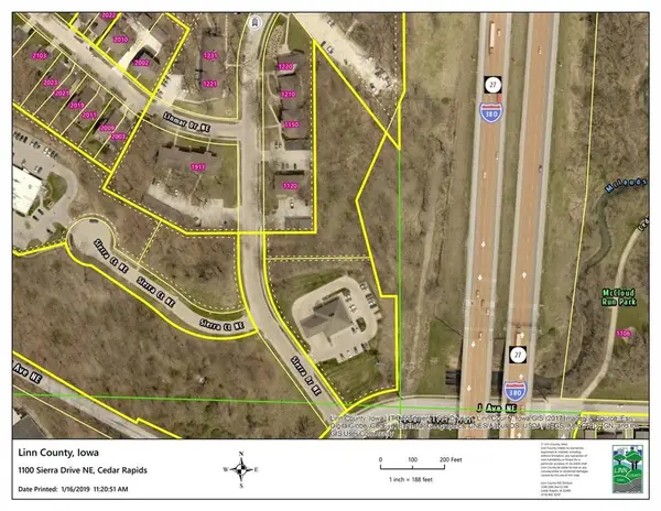 1100 Sierra Drive Ne, Cedar Rapids, IA 52402