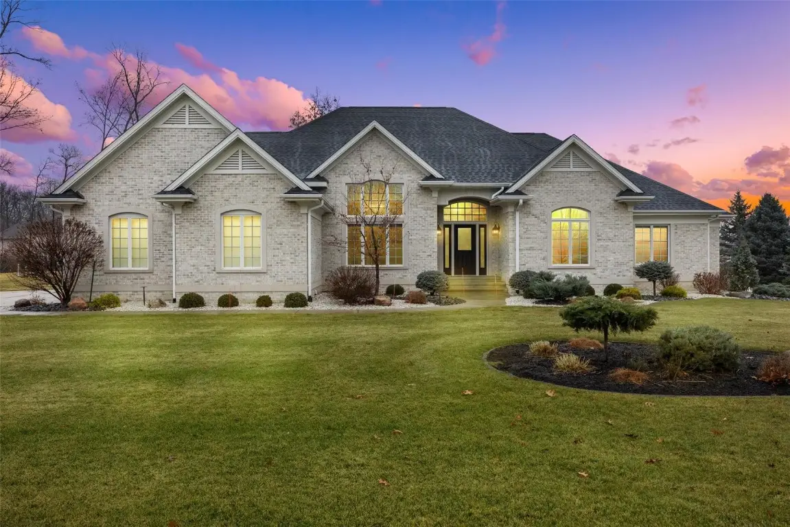 4060 Eagle Ridge Drive, Cedar Rapids, IA 52411 - #1