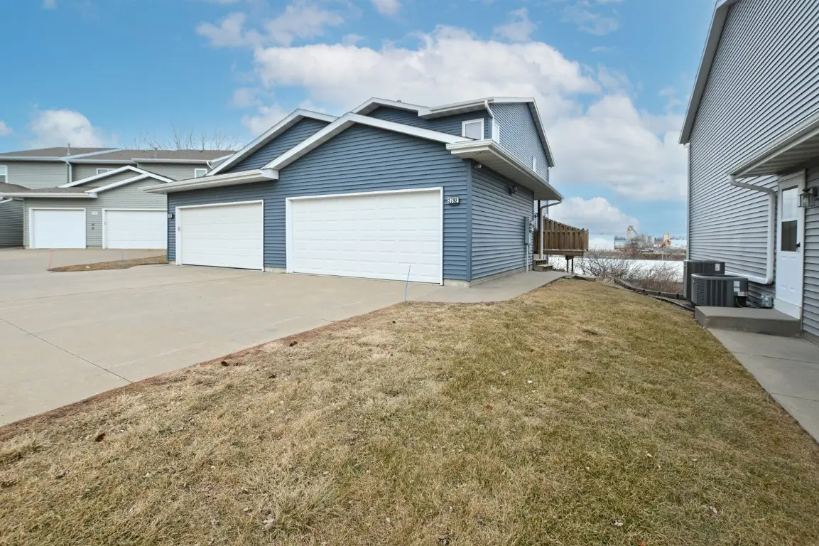 3792 Deer Valley Drive, Marion, IA 52302 - #1