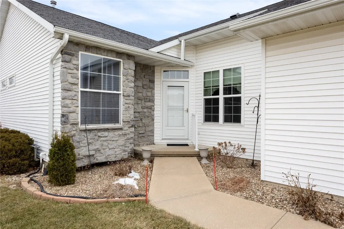 1616 Greens Way Court Ne, Cedar Rapids, IA 52402 - #1