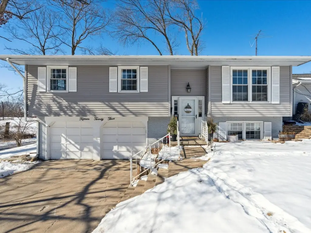 1523 26th Street Se, Cedar Rapids, IA 52403 - #1