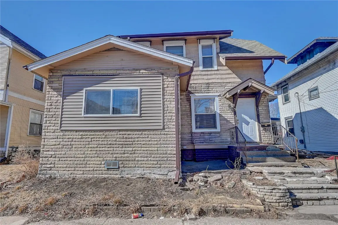 509 14th Street, Cedar Rapids, IA 52403 - #1