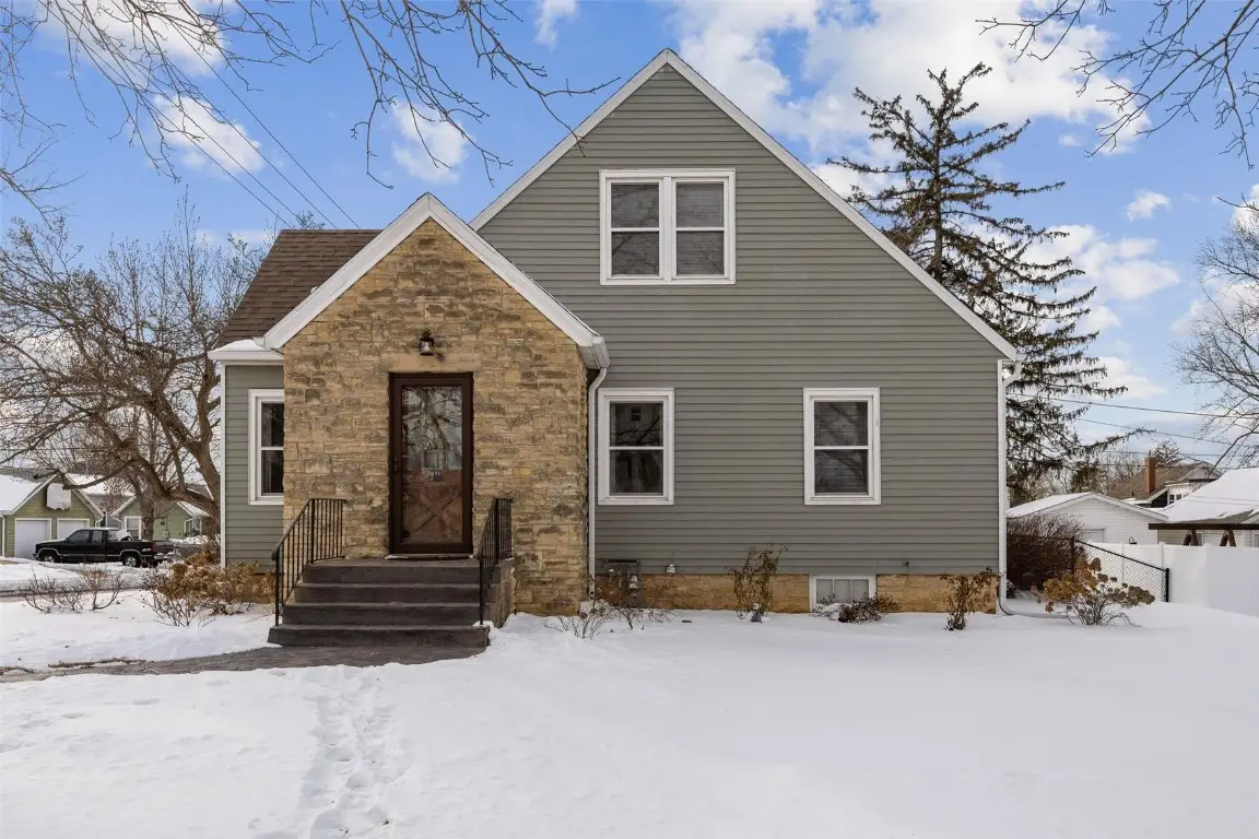 1000 12th Street, Marion, IA 52302 - #1