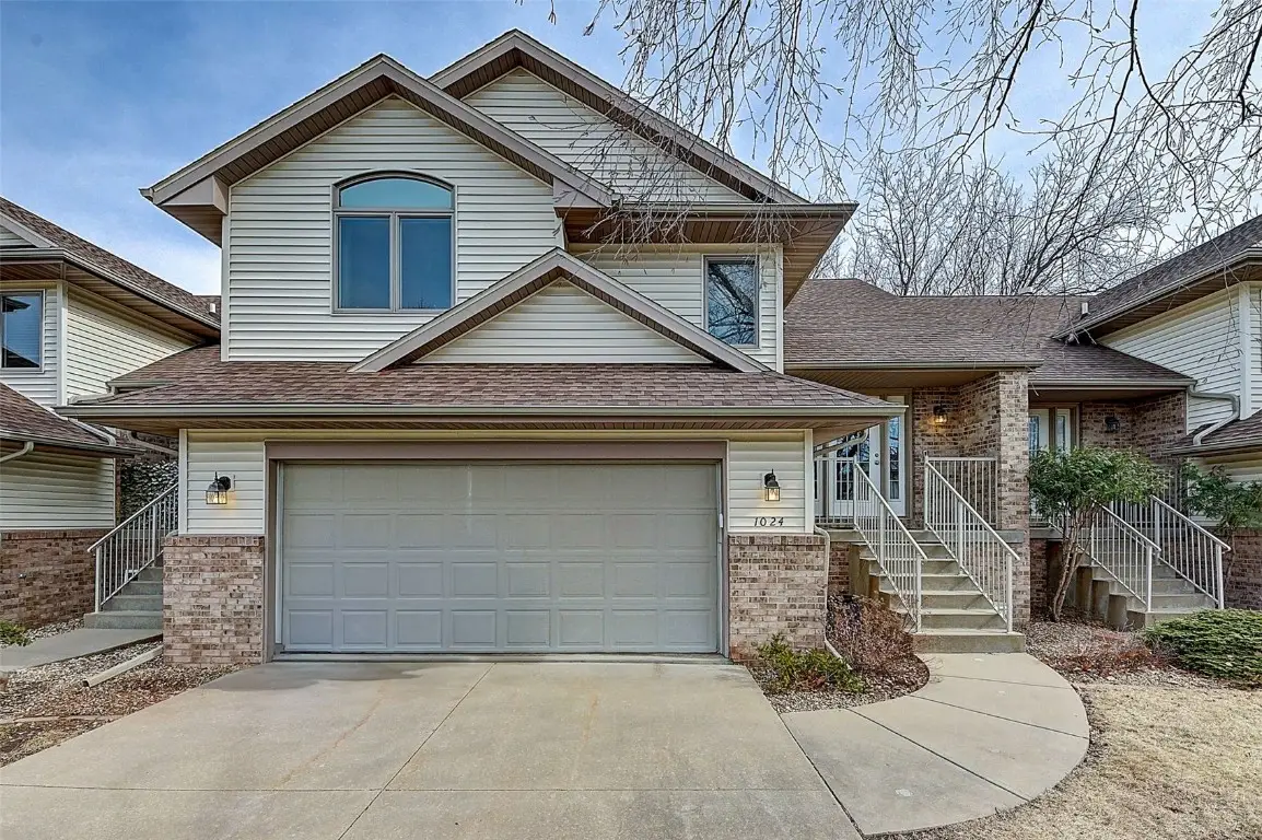 1024 Doubletree Court Ne, Cedar Rapids, IA 52402 - #1