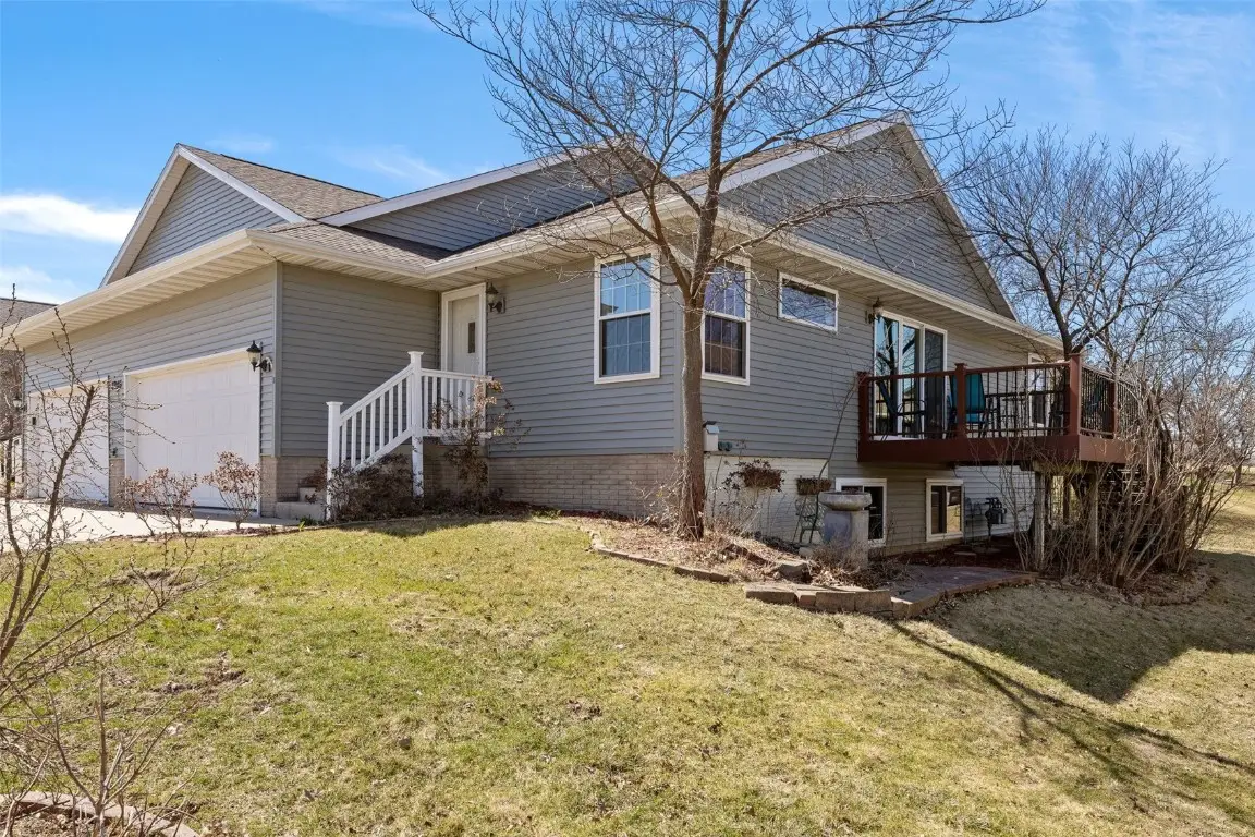 3945 Deer Valley Drive #B, Marion, IA 52302 - #1