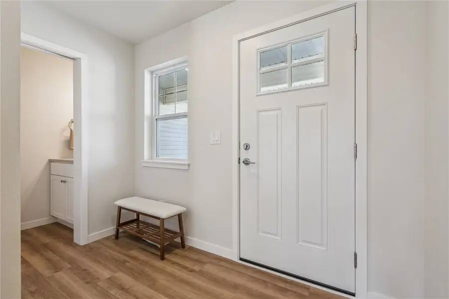 7106 Waterview Drive Sw, Cedar Rapids, IA 52404 - Image #3