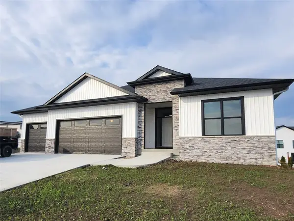 620 Rock Ridge Road, Tiffin, IA 52340