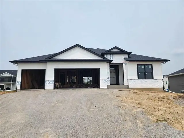 620 Rock Ridge Road, Tiffin, IA 52340 - Image #2