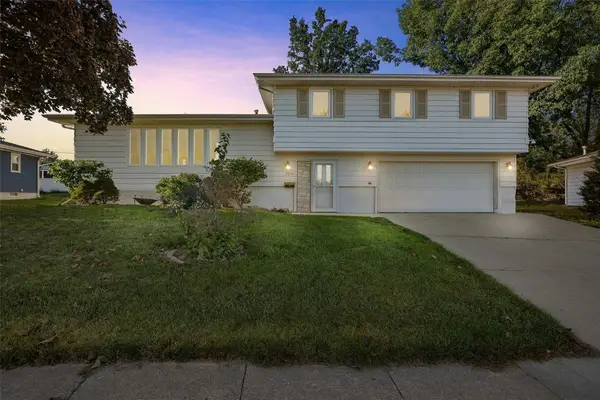 2818 Southland Street Sw, Cedar Rapids, IA 52404