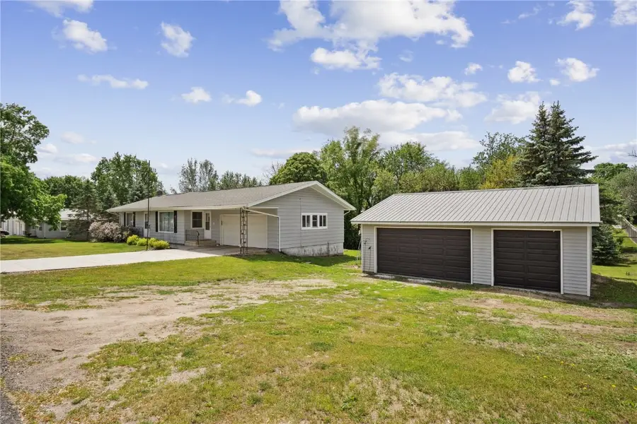 75 Jefferson Avenue Sw, Swisher, IA 52238 - Image #2