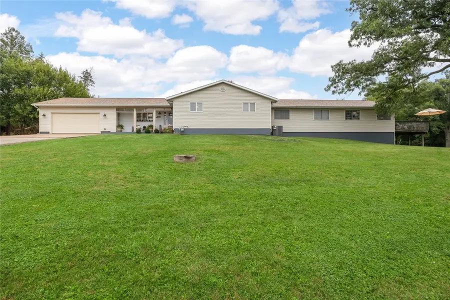 3541 Todd Hills Road, Cedar Rapids, IA 52411 - Image #3