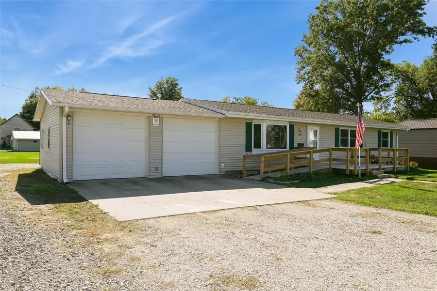 405 10th Street, Belle Plaine, IA 52208 - Image #2