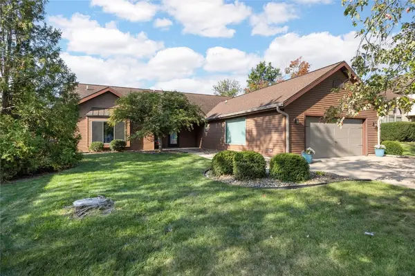 4433 Coventry Lane Ne, Cedar Rapids, IA 52402