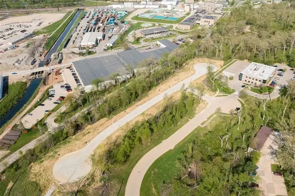 2226 Sierra Circle Ne, Cedar Rapids, IA 52402