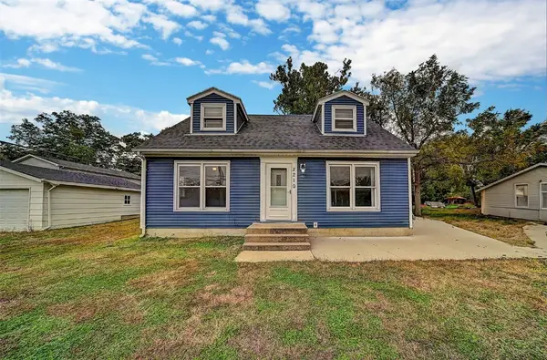 2210 O Avenue Nw, Cedar Rapids, IA 52405