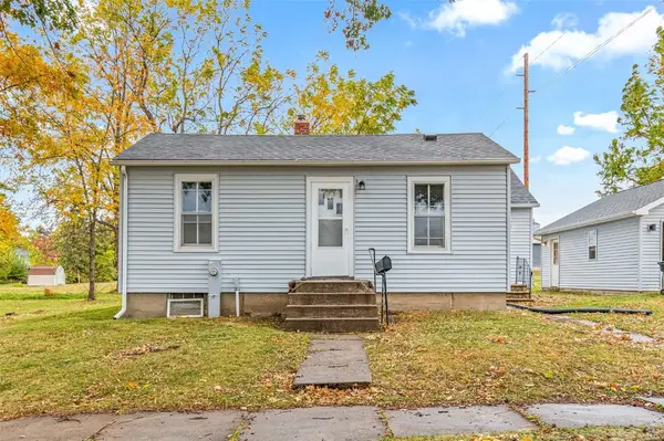 406 W 5th Street, Tipton, IA 52772