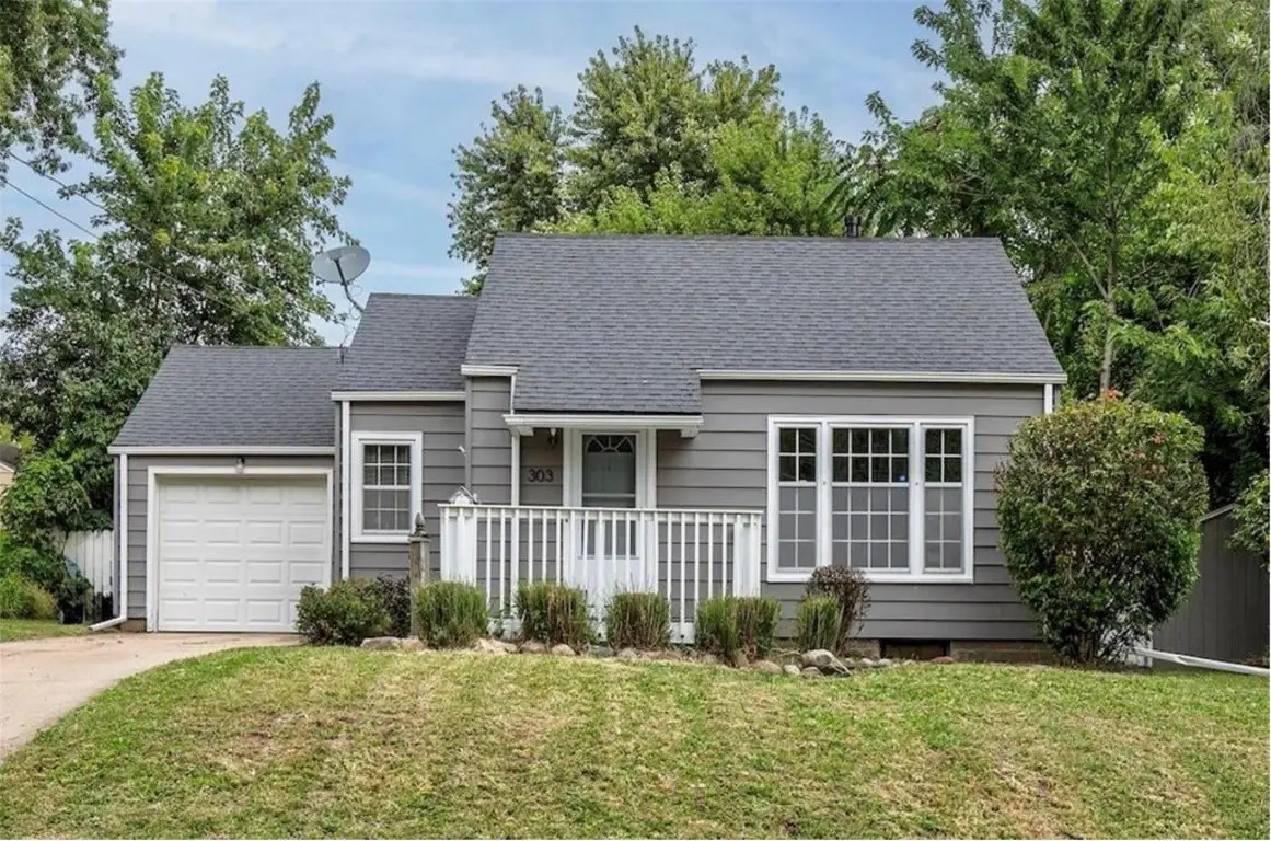 303 Virginia Avenue, Des Moines, IA 50315 - Image #1