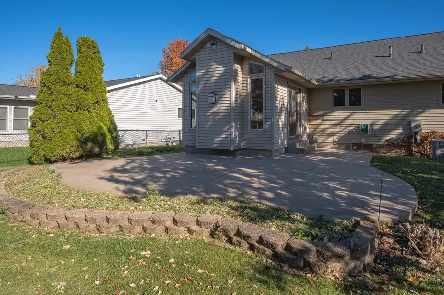 1060 South 26th Street, Marion, IA 52302 - Image #3