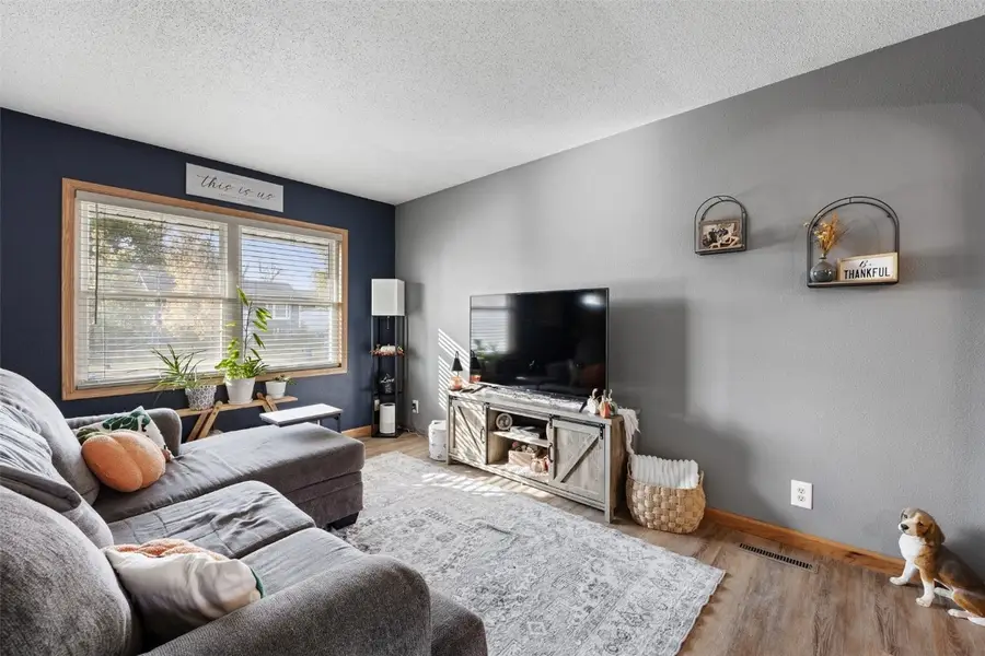 6216 Langdon Avenue Sw, Cedar Rapids, IA 52404 - Image #3