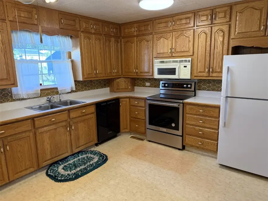 1568 5th Avenue, Marion, IA 52302 - Image #3