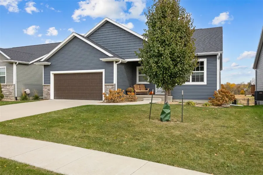 1935 Bowstring Dr, Marion, IA 52302 - Image #2